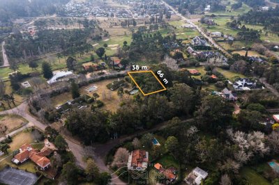 Lindo terreno en venta en barrio Golf, Punta Del Este