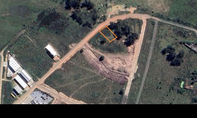 Lote empresarial en zona de alto tránsito