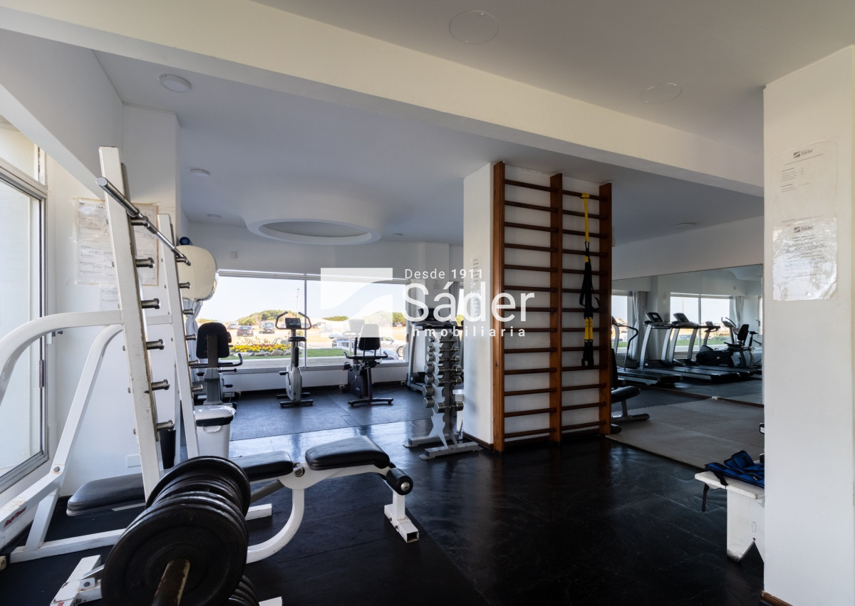 Apartamento ID.4355 - Apto con vista a playa brava. Primera linea