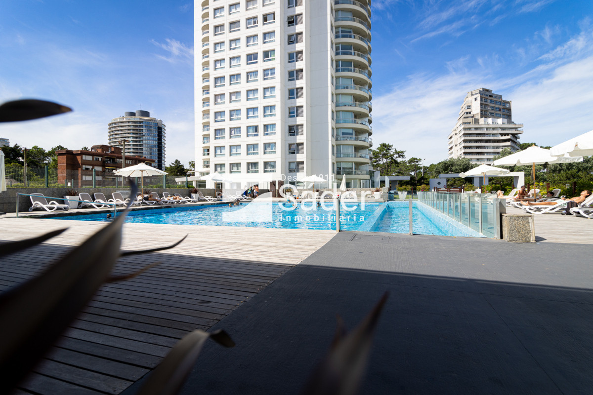 Apartamento ID.4729 - Apto en Alq. 3 Suites en Pda 8 de Playa Brava, a metros del mar 