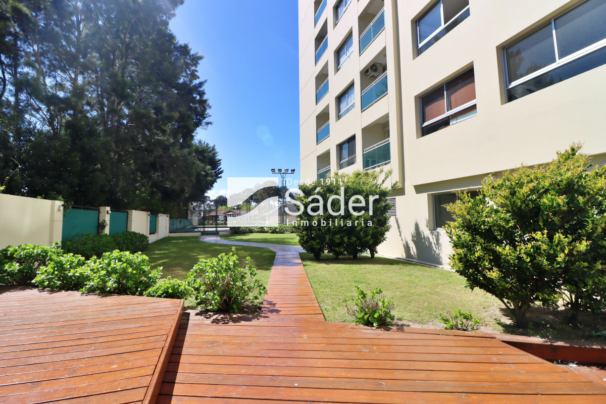 Apartamento ID.4236 - Apto 3 dorm. Parada 14 de mansa. Luminoso y moderno. 