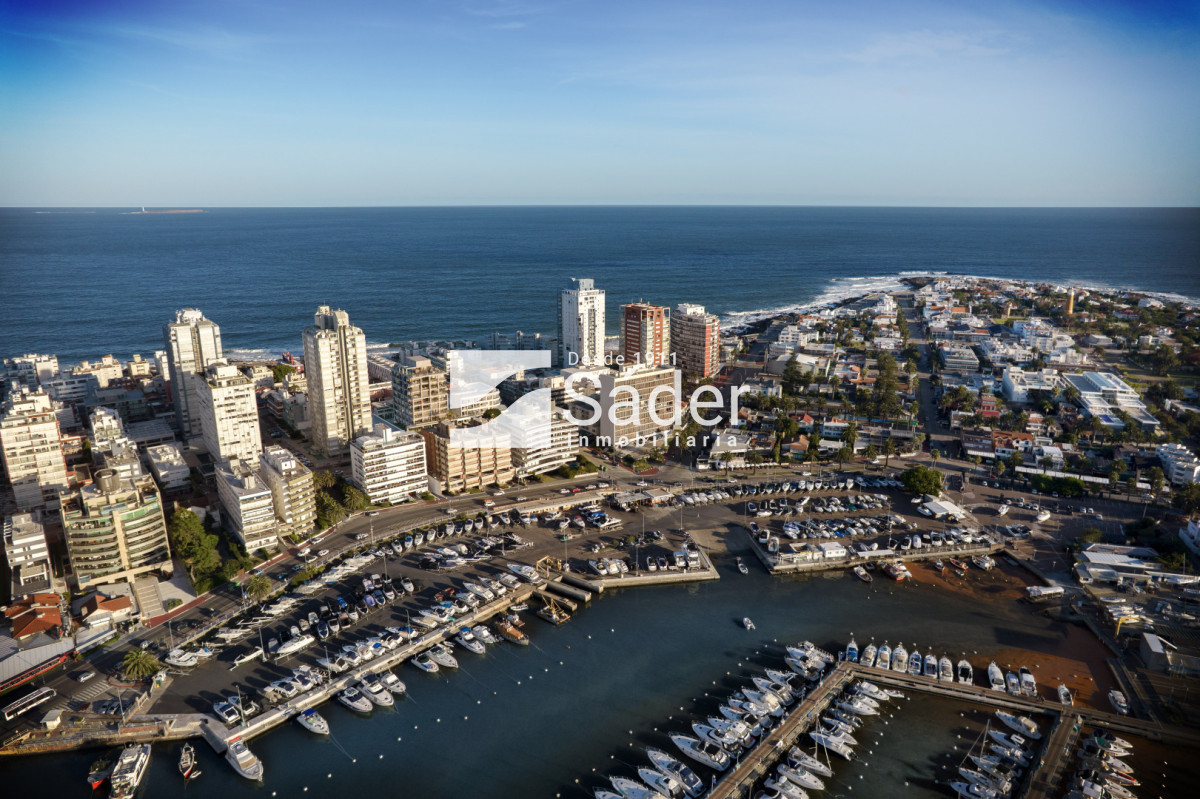 Apartamento ID.4677 - 3 dormitorios con vista al mar en Península 