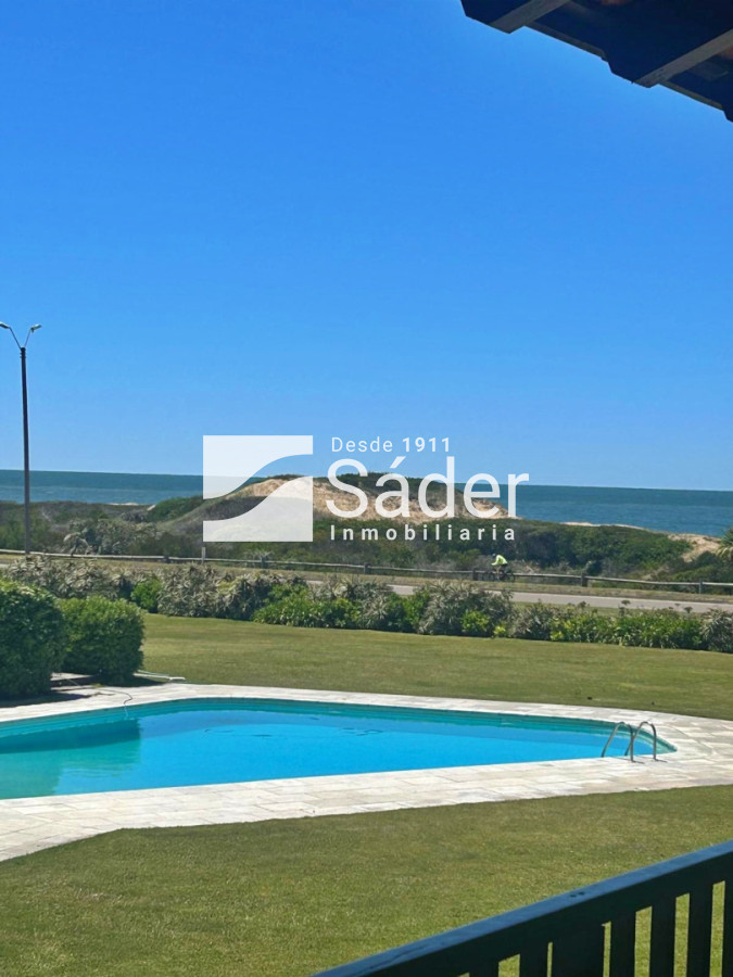 Apartamento ID.4948 - Apartamento en alquiler temporal frente a playa Brava, 3 dormitorios.