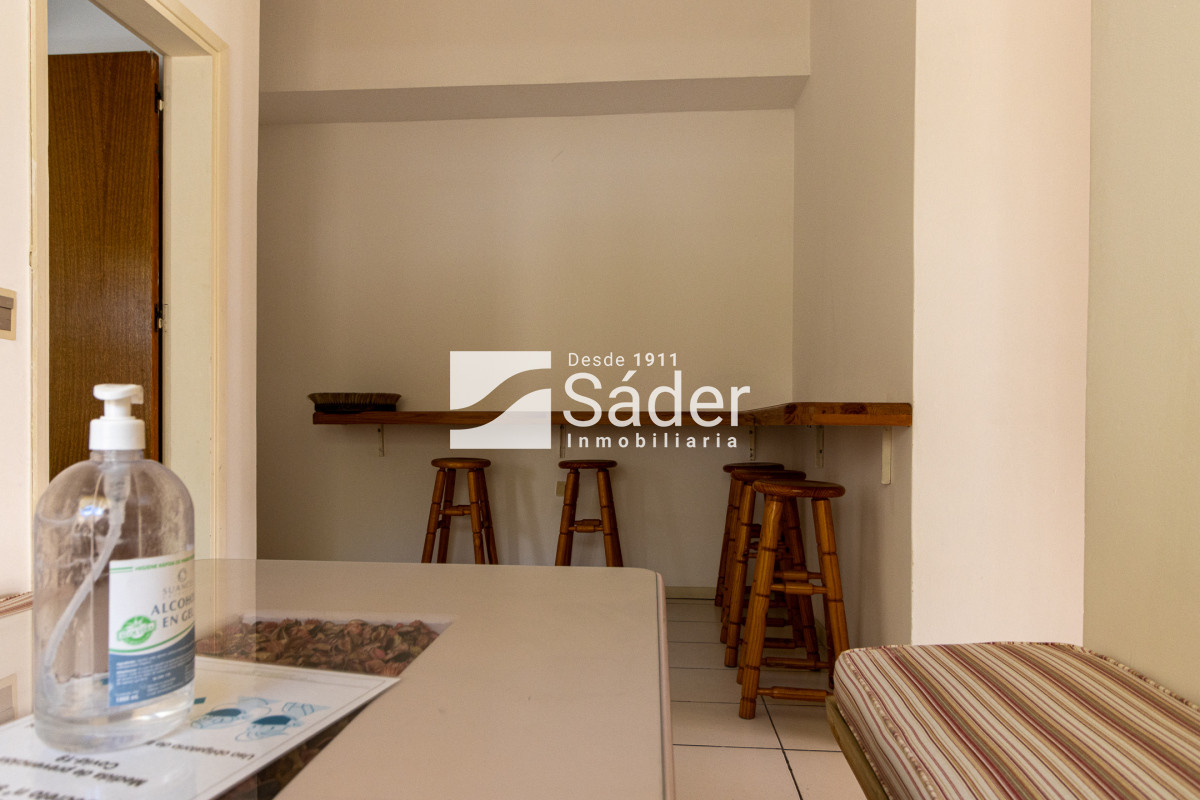 Apartamento ID.2518 - Apartamento en venta Playa Mansa 3 dormitorios