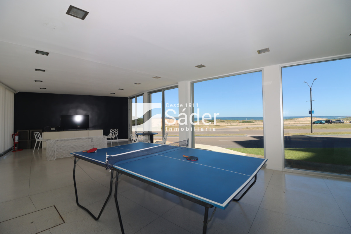 Apartamento ID.4545 - Verano frente al mar, Parada 3 de la Brava 
