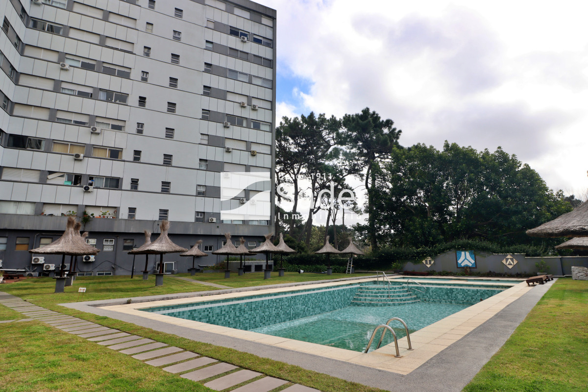Apartamento ID.4596 - Apto en zona Cantegrill. 2 dormitorios y servicio