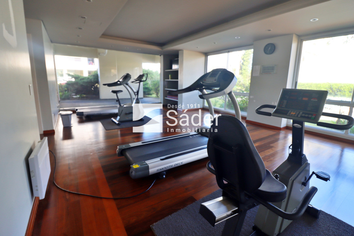 Apartamento ID.4236 - Apto 3 dorm. Parada 14 de mansa. Luminoso y moderno. 