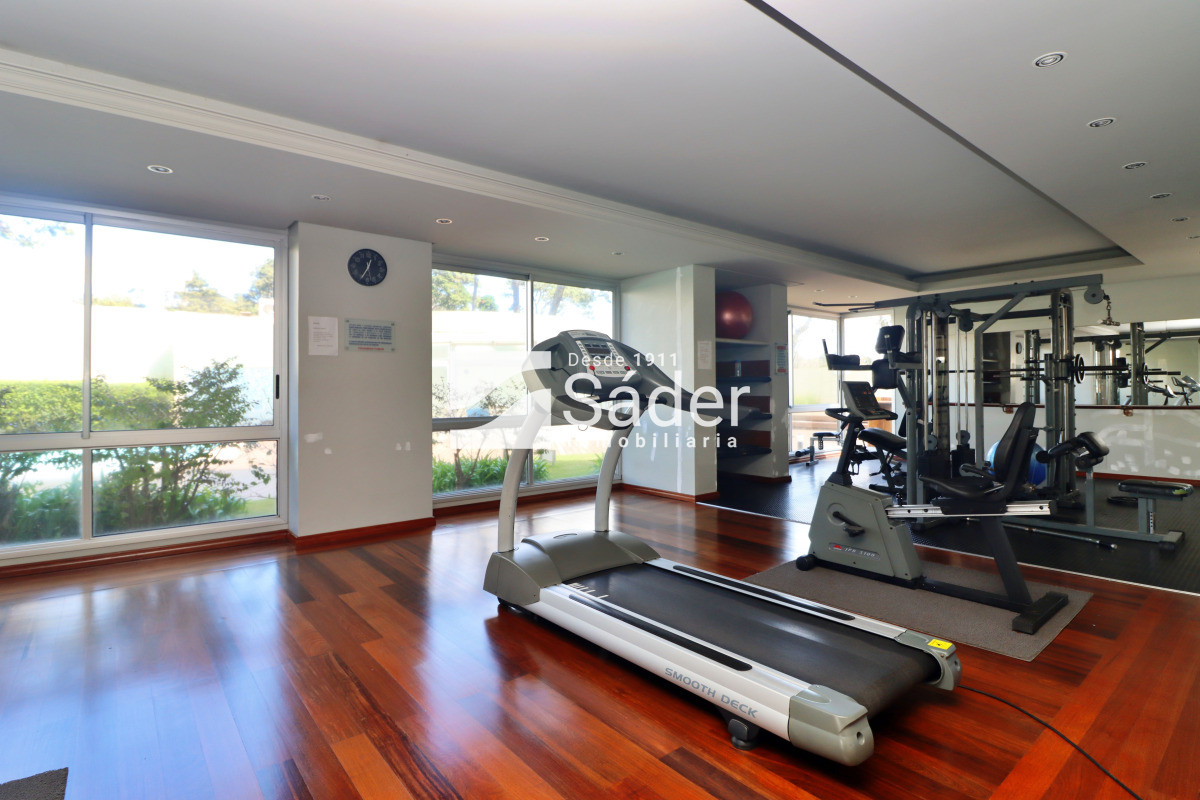 Apartamento ID.4236 - Apto 3 dorm. Parada 14 de mansa. Luminoso y moderno. 