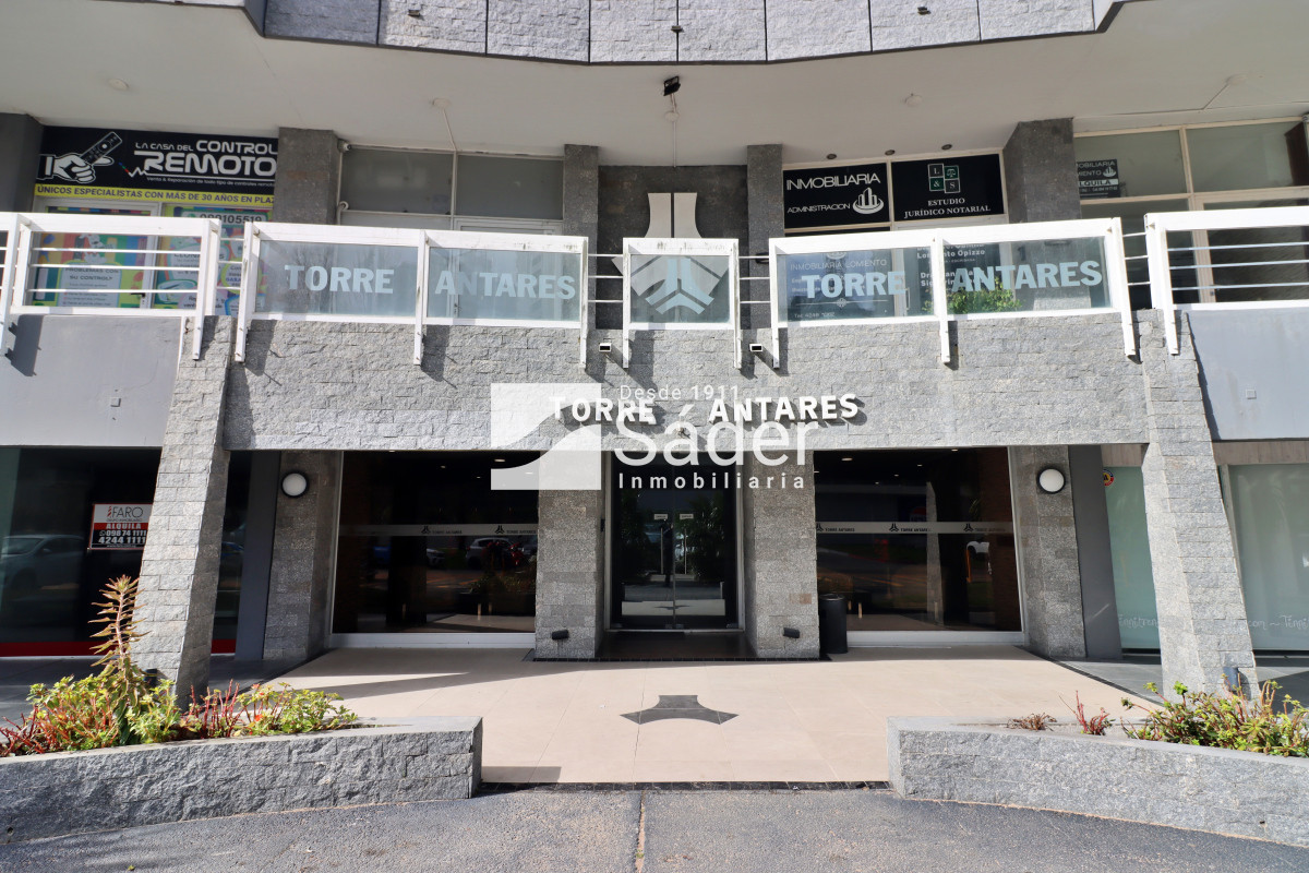 Apartamento ID.4596 - Apto en zona Cantegrill. 2 dormitorios y servicio
