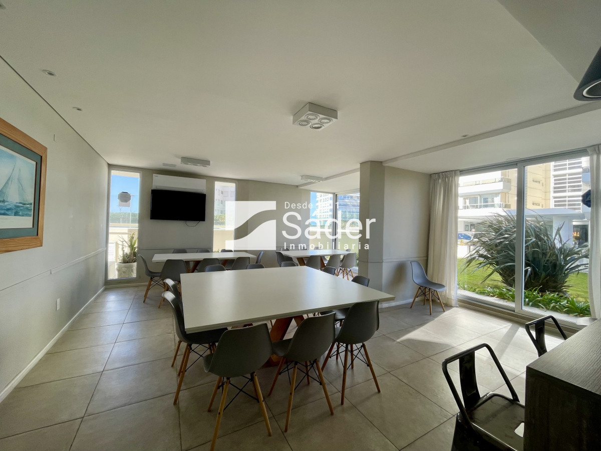 Apartamento ID.4277 - Apto. de 2 dormitorios, con vista al mar (Playa Brava, pda. 5)