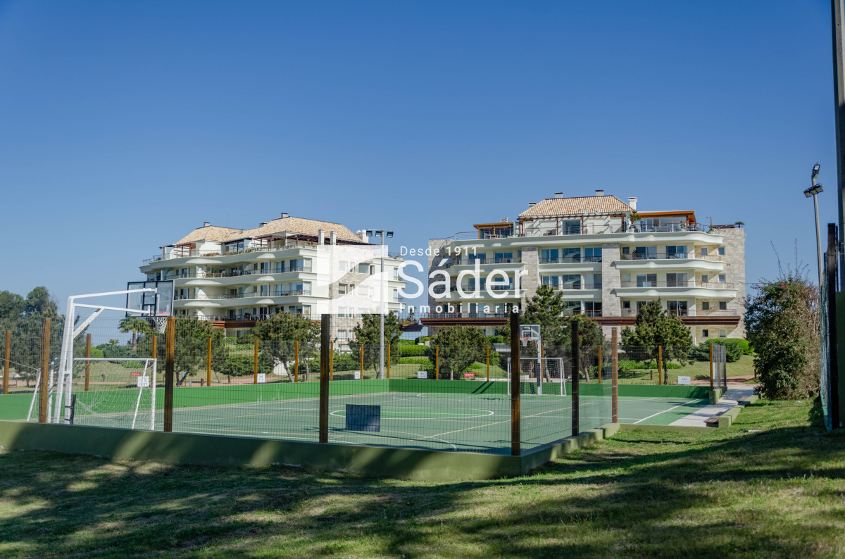 Apartamento ID.3737 - Venta Penthouse 3 DORMITORIOS en Playa Mansa, Punta del Este