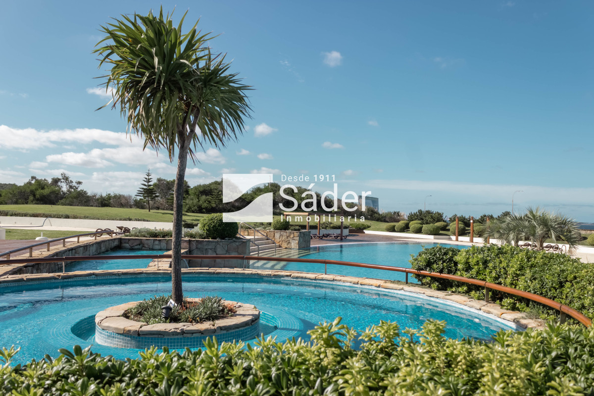 Apartamento ID.3737 - Venta Penthouse 3 DORMITORIOS en Playa Mansa, Punta del Este