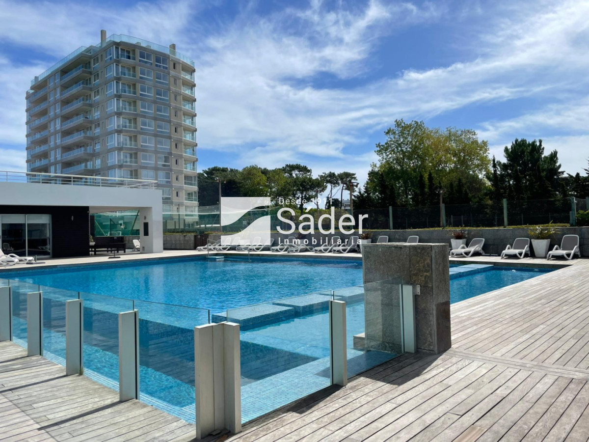 Apartamento ID.4729 - Apto en Alq. 3 Suites en Pda 8 de Playa Brava, a metros del mar 