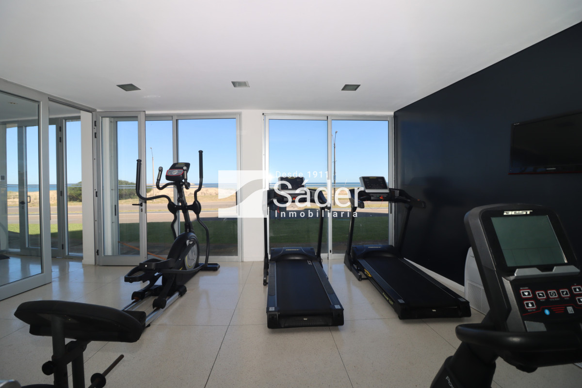 Apartamento ID.4545 - Verano frente al mar, Parada 3 de la Brava 