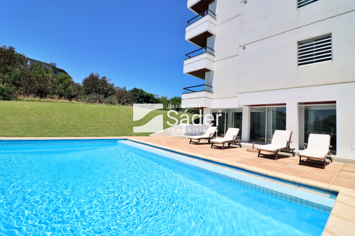 Apartamento ID.4605 - Penthouse en Alq. Pda 32 de Playa Brava, Punta del Este 
