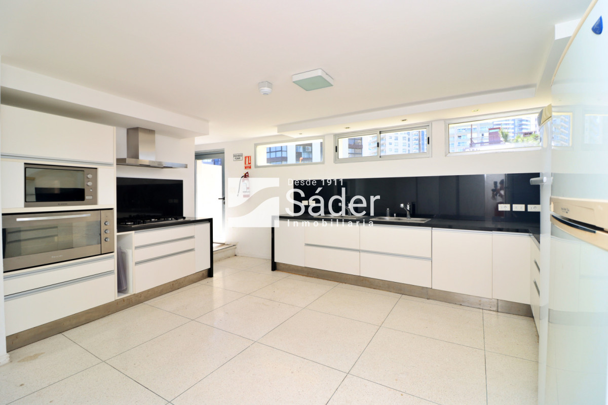 Apartamento ID.4545 - Verano frente al mar, Parada 3 de la Brava 
