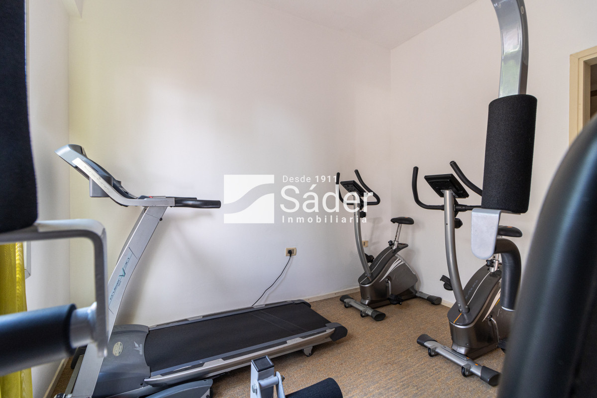Apartamento ID.2518 - Apartamento en venta Playa Mansa 3 dormitorios