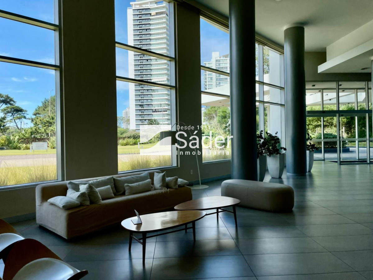 Apartamento ID.4729 - Apto en Alq. 3 Suites en Pda 8 de Playa Brava, a metros del mar 