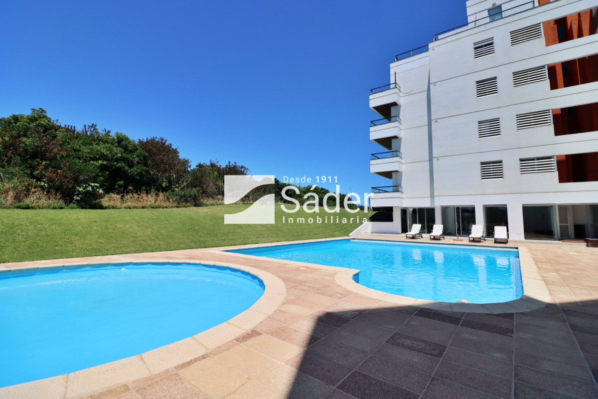 Apartamento ID.4605 - Penthouse en Alq. Pda 32 de Playa Brava, Punta del Este 
