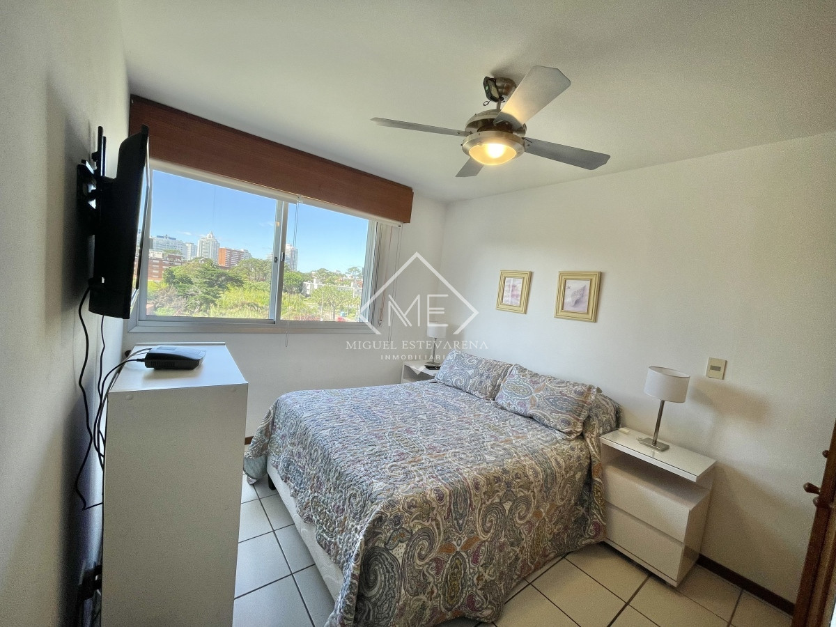 Apartamento ID.799 - VENTA DE APARTAMENTO DE 2 DORMITRIOS EN MANSA A PASOS DE ENJOY