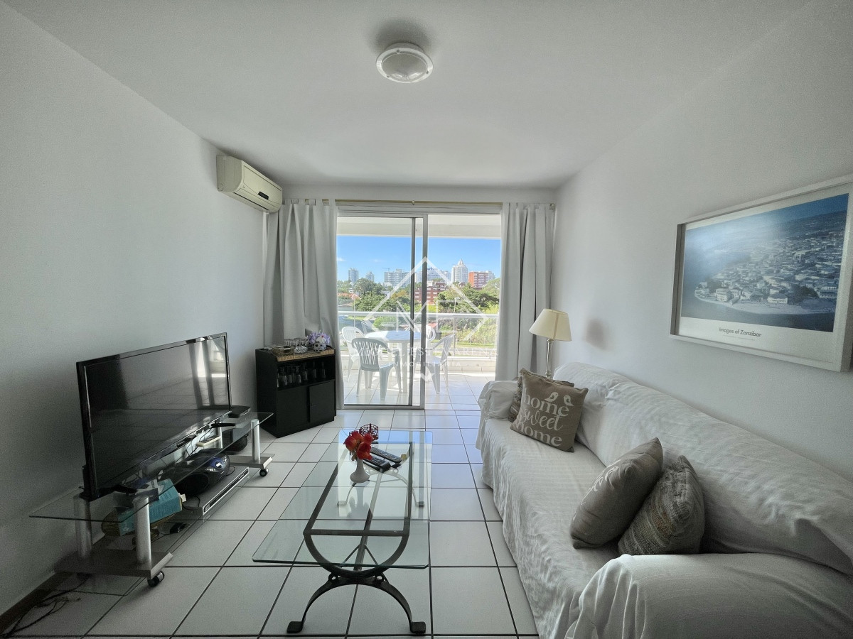 Apartamento ID.799 - VENTA DE APARTAMENTO DE 2 DORMITRIOS EN MANSA A PASOS DE ENJOY