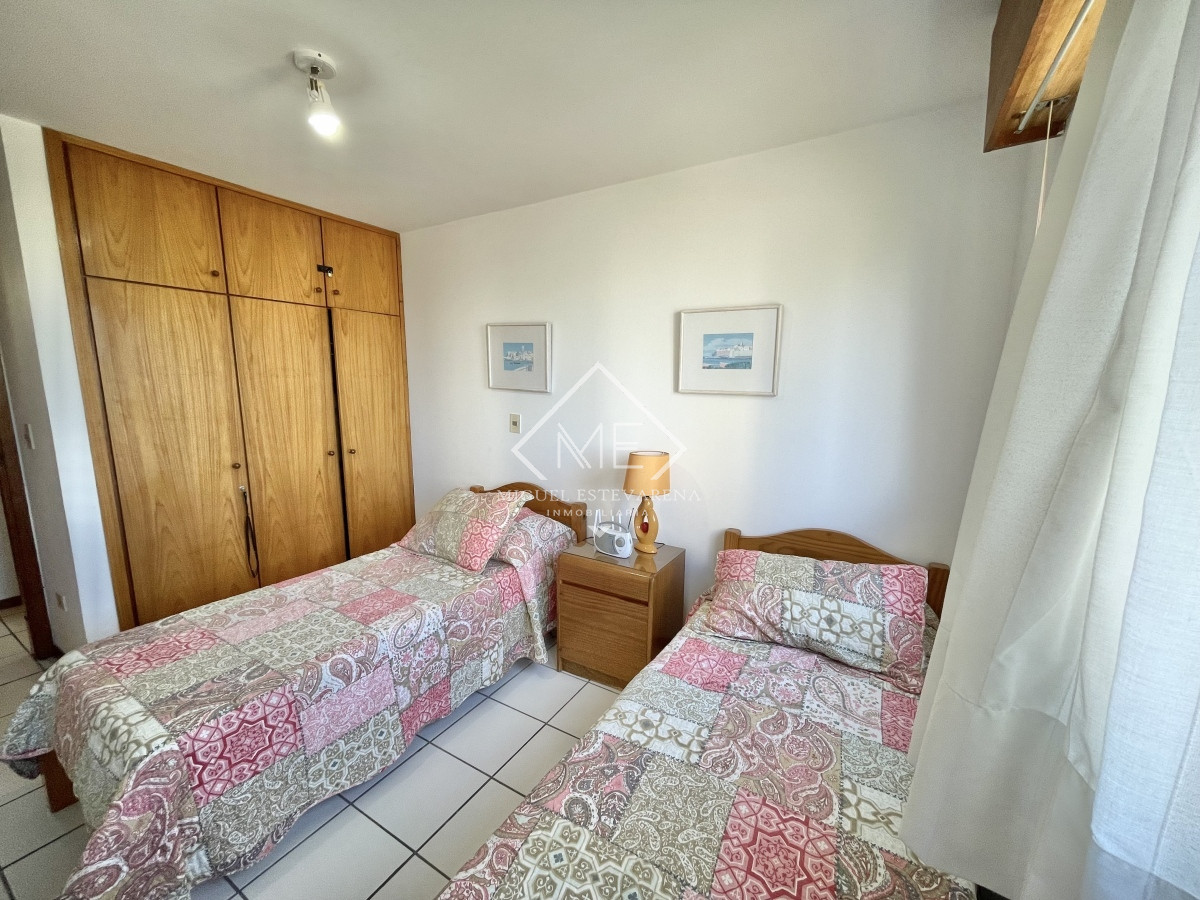 Apartamento ID.799 - VENTA DE APARTAMENTO DE 2 DORMITRIOS EN MANSA A PASOS DE ENJOY