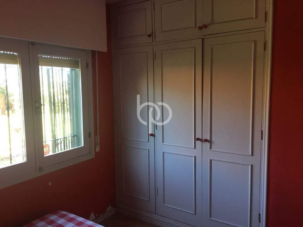 Casa ID.303 - Casa de 5 dormitorios en la parada 23 de la mansa