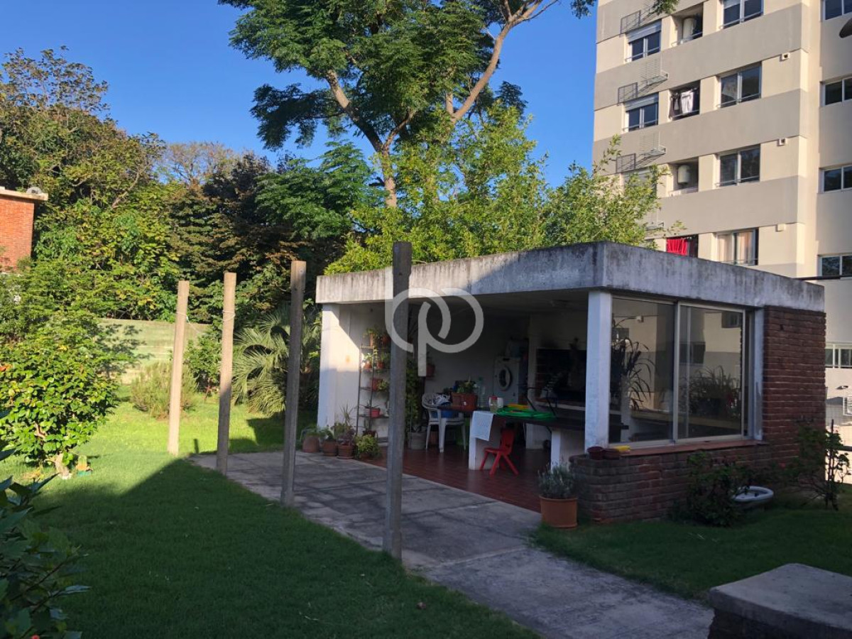 Casa ID.378 - Casa Sobre Av Joaquin de Viana