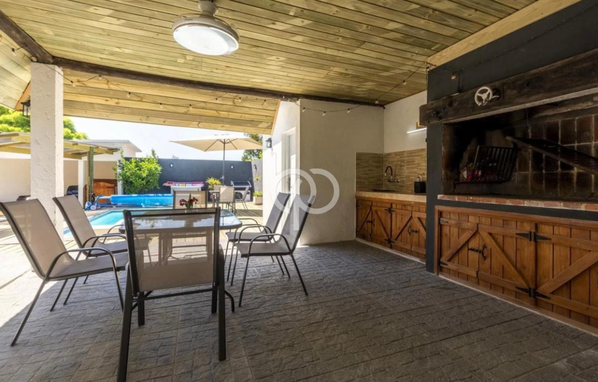 Casa ID.359 - Hermoso Chalet en Pinares