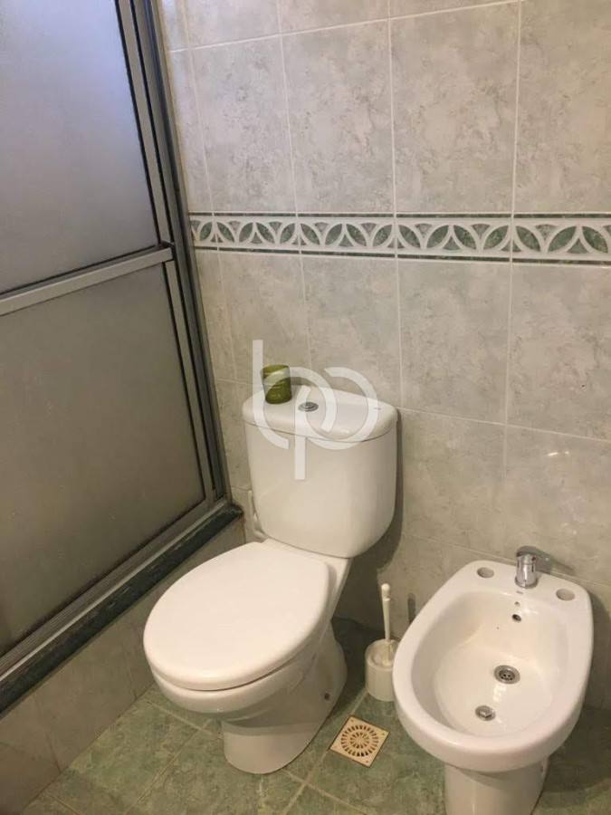 Casa ID.303 - Casa de 5 dormitorios en la parada 23 de la mansa