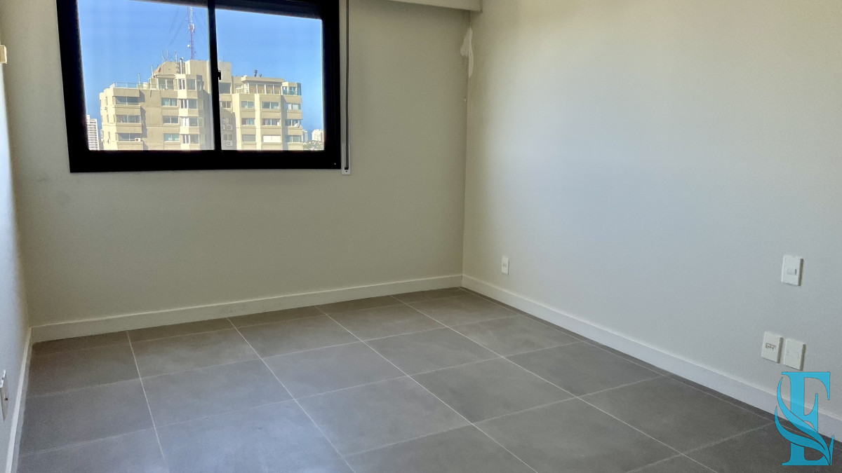 Apartamento ID.460 - Greenlife. 3 Dormitorios con 4 baños. OPORTUNIDAD.