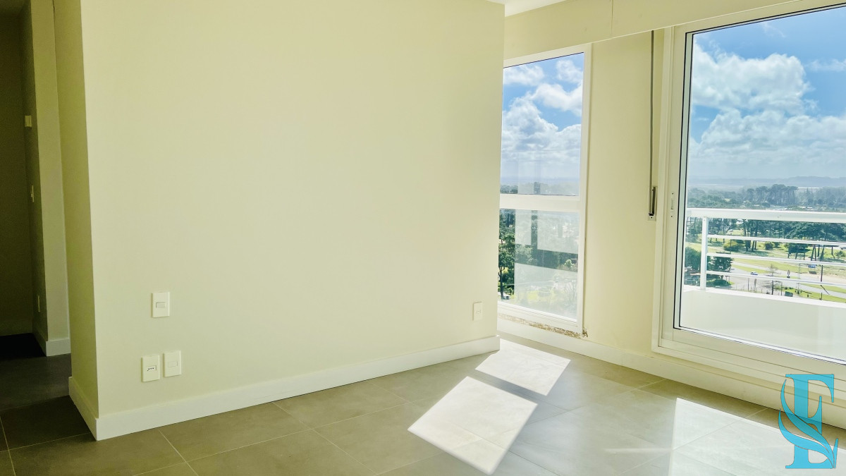 Apartamento ID.462 - Greenlife. 3 Dormitorios con 3 baños. OPORTUNIDAD.