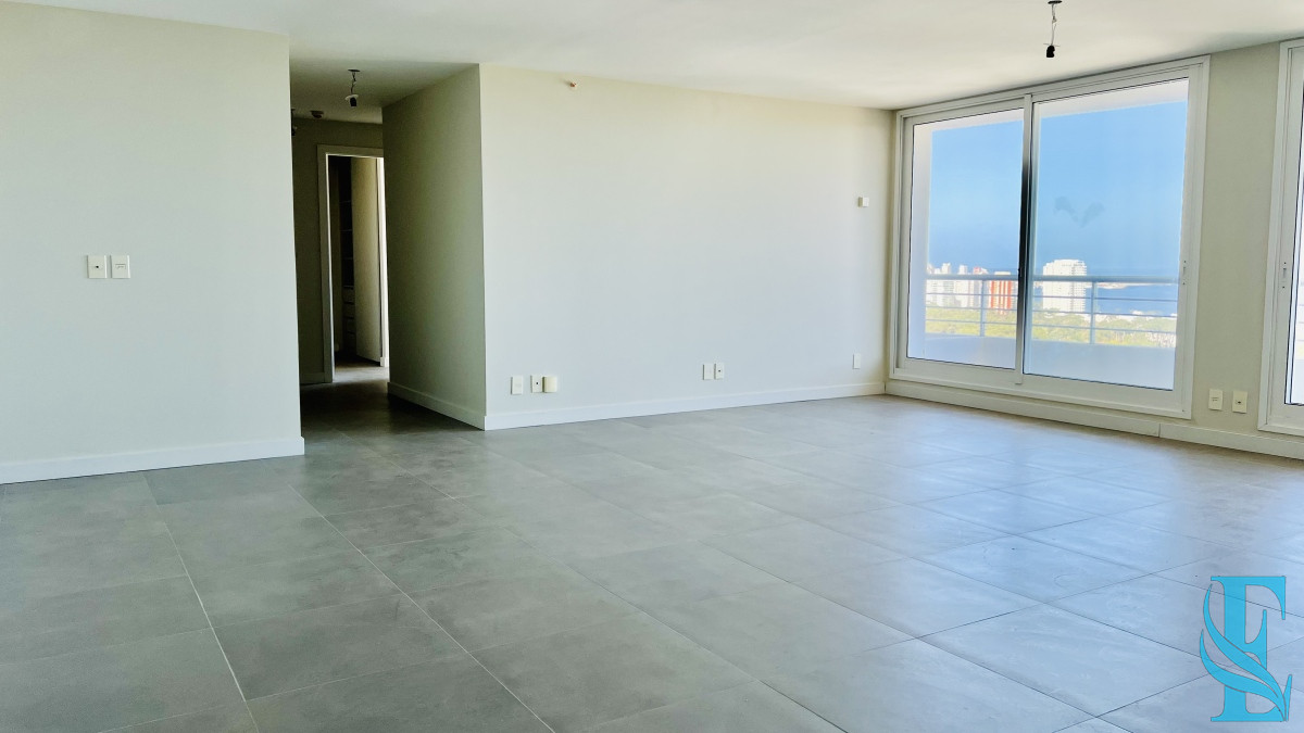Apartamento ID.459 - Greenlife. 3 Dormitorios con 4 baños. OPORTUNIDAD.