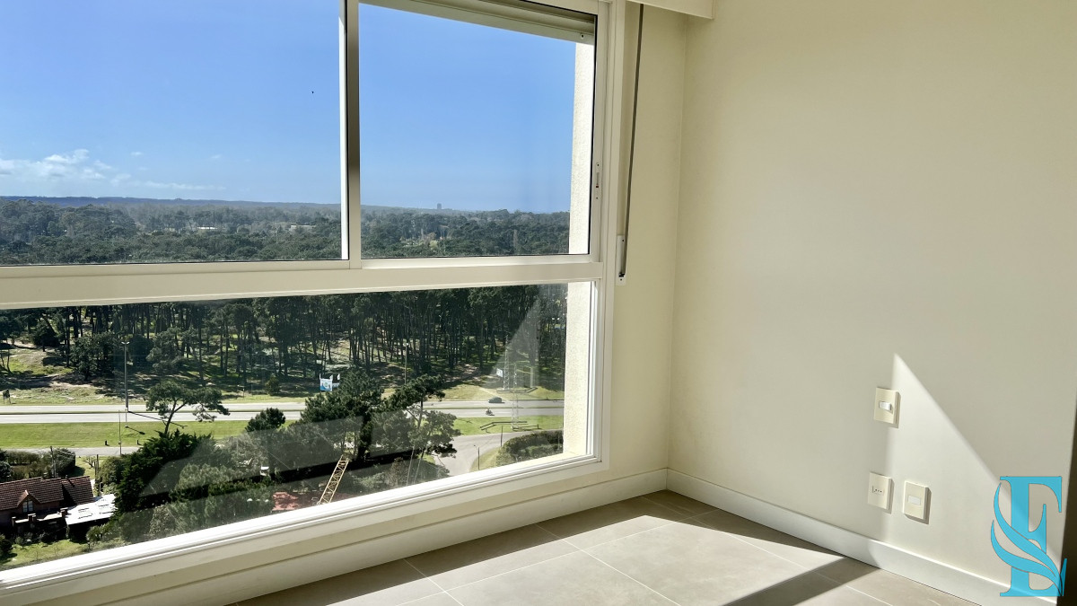 Apartamento ID.460 - Greenlife. 3 Dormitorios con 4 baños. OPORTUNIDAD.