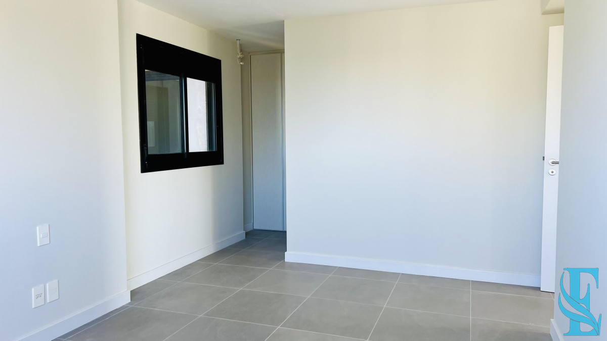 Apartamento ID.460 - Greenlife. 3 Dormitorios con 4 baños. OPORTUNIDAD.