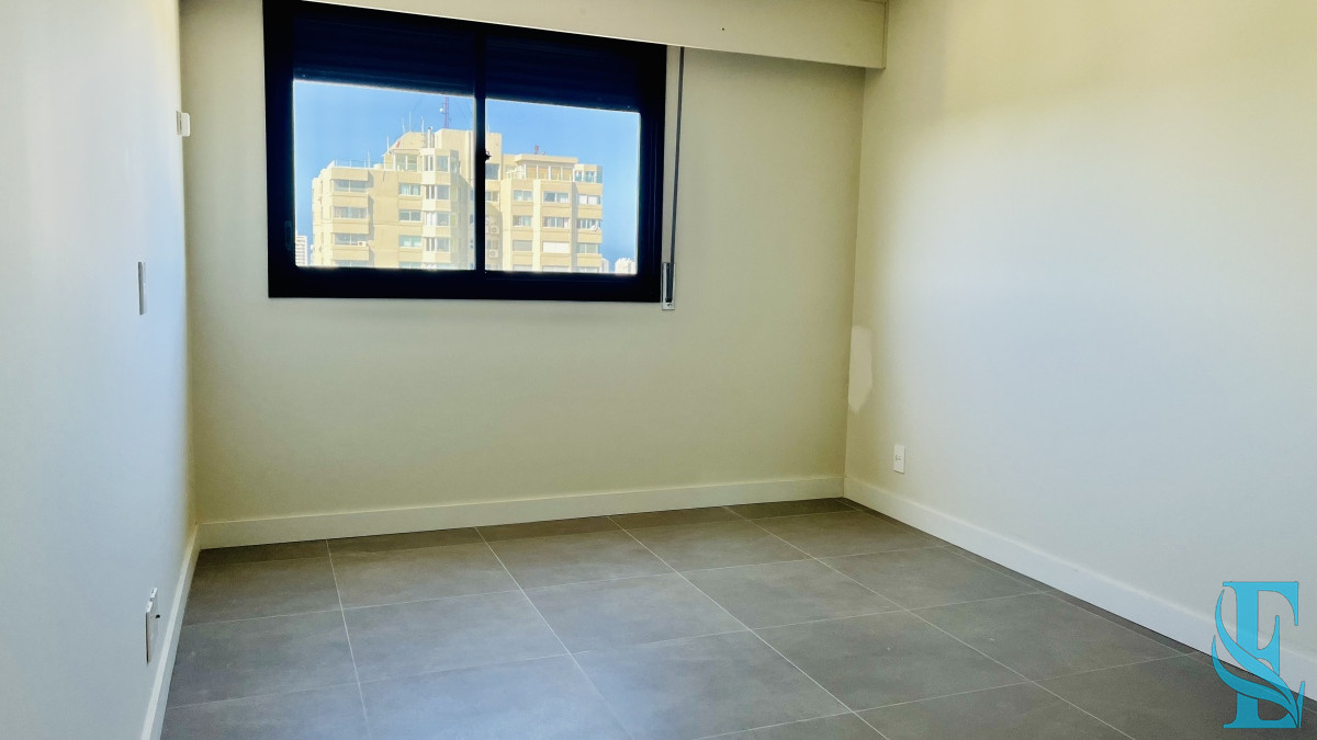 Apartamento ID.461 - Greenlife. 3 Dormitorios con 4 baños. OPORTUNIDAD.