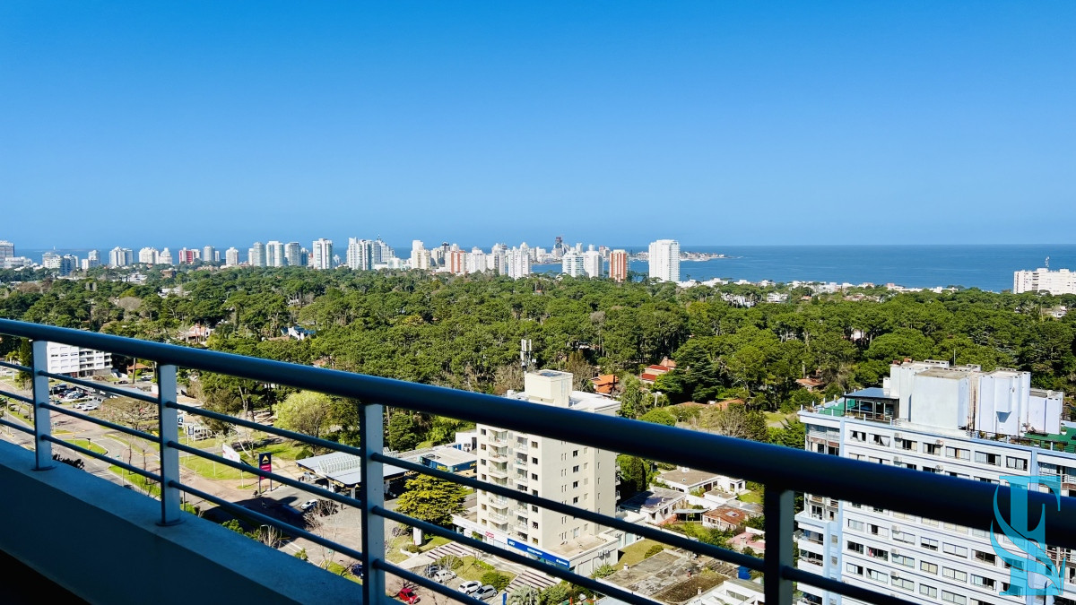 Apartamento ID.459 - Greenlife. 3 Dormitorios con 4 baños. OPORTUNIDAD.