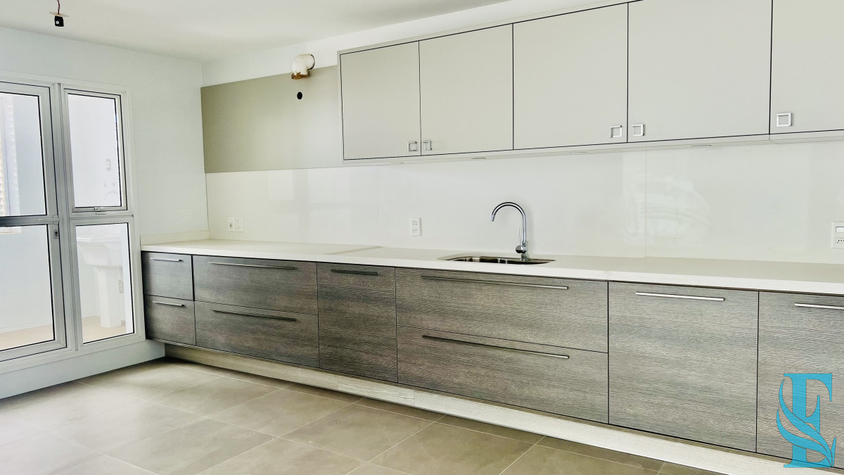 Apartamento ID.462 - Greenlife. 3 Dormitorios con 3 baños. OPORTUNIDAD.