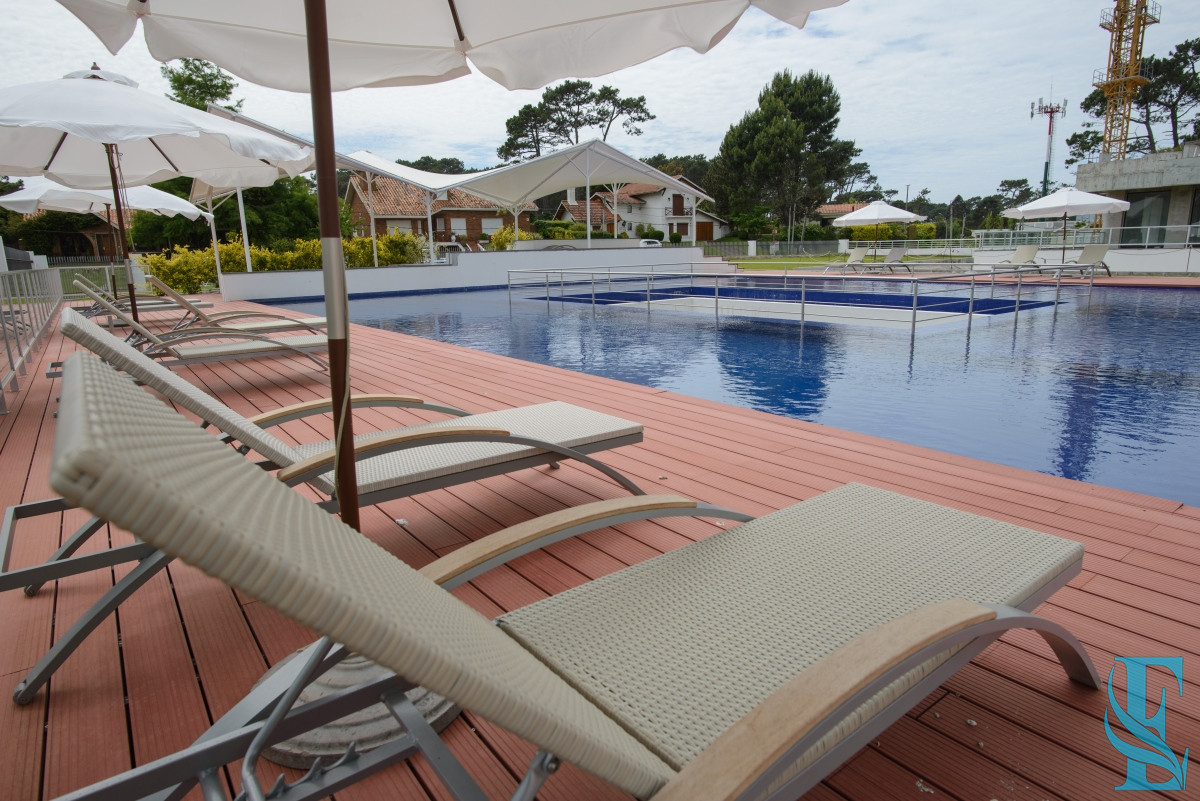 Apartamento ID.460 - Greenlife. 3 Dormitorios con 4 baños. OPORTUNIDAD.