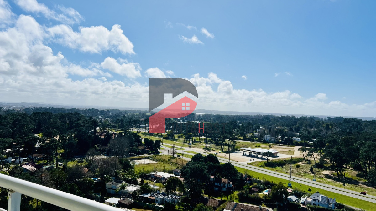 Apartamento ID.217 - Greenlife. 3 Dormitorios con 4 baños. OPORTUNIDAD.