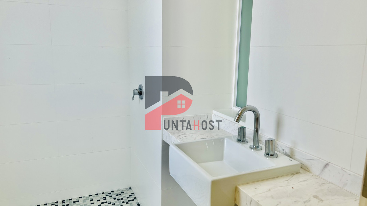 Apartamento ID.166 - Greenlife. 3 Dormitorios con 4 baños. OPORTUNIDAD.