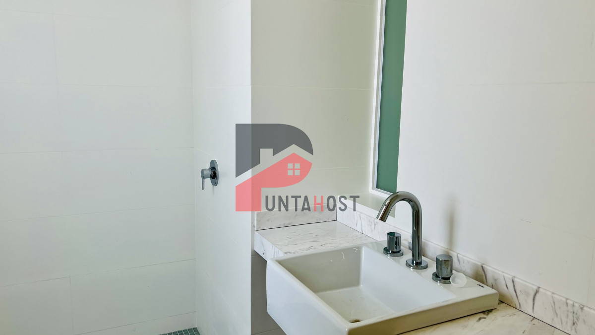 Apartamento ID.217 - Greenlife. 3 Dormitorios con 4 baños. OPORTUNIDAD.