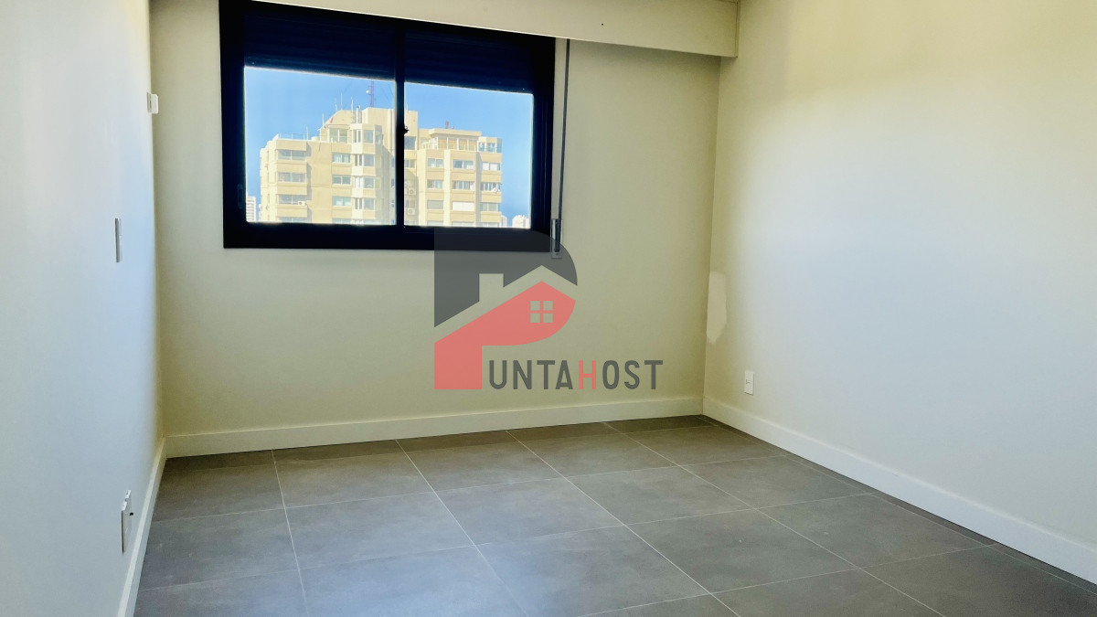 Apartamento ID.166 - Greenlife. 3 Dormitorios con 4 baños. OPORTUNIDAD.