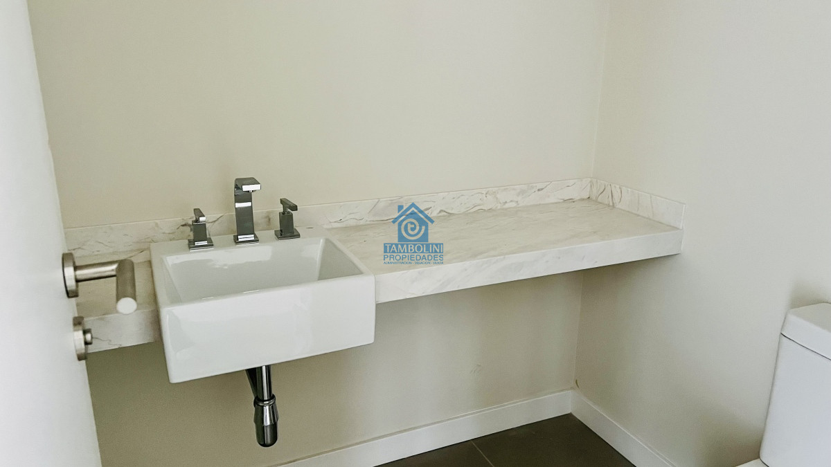 Apartamento ID.742 - Greenlife. 3 Dormitorios con 4 baños. OPORTUNIDAD.