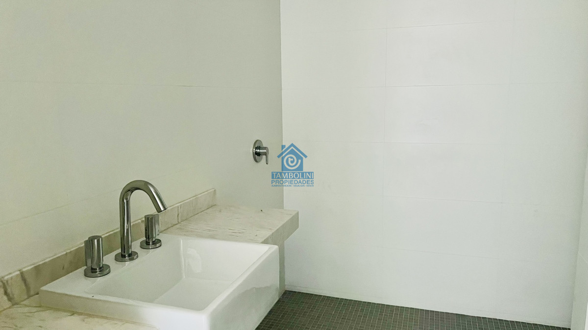 Apartamento ID.742 - Greenlife. 3 Dormitorios con 4 baños. OPORTUNIDAD.