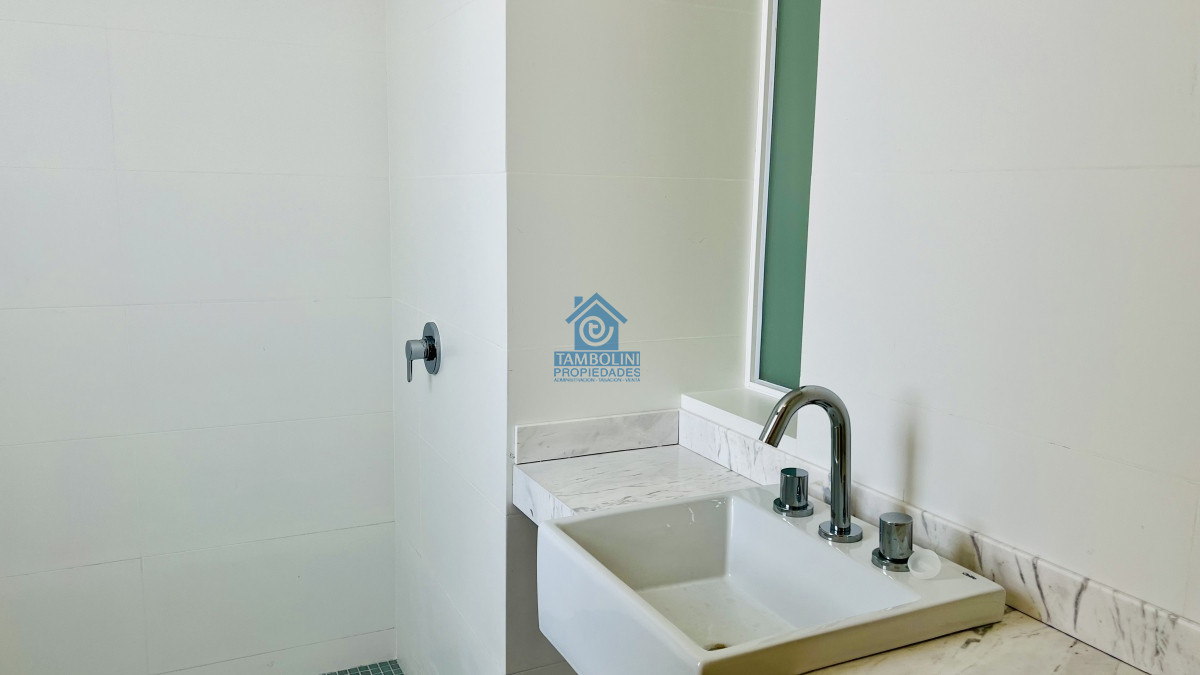 Apartamento ID.637 - Greenlife. 3 Dormitorios con 4 baños. OPORTUNIDAD.