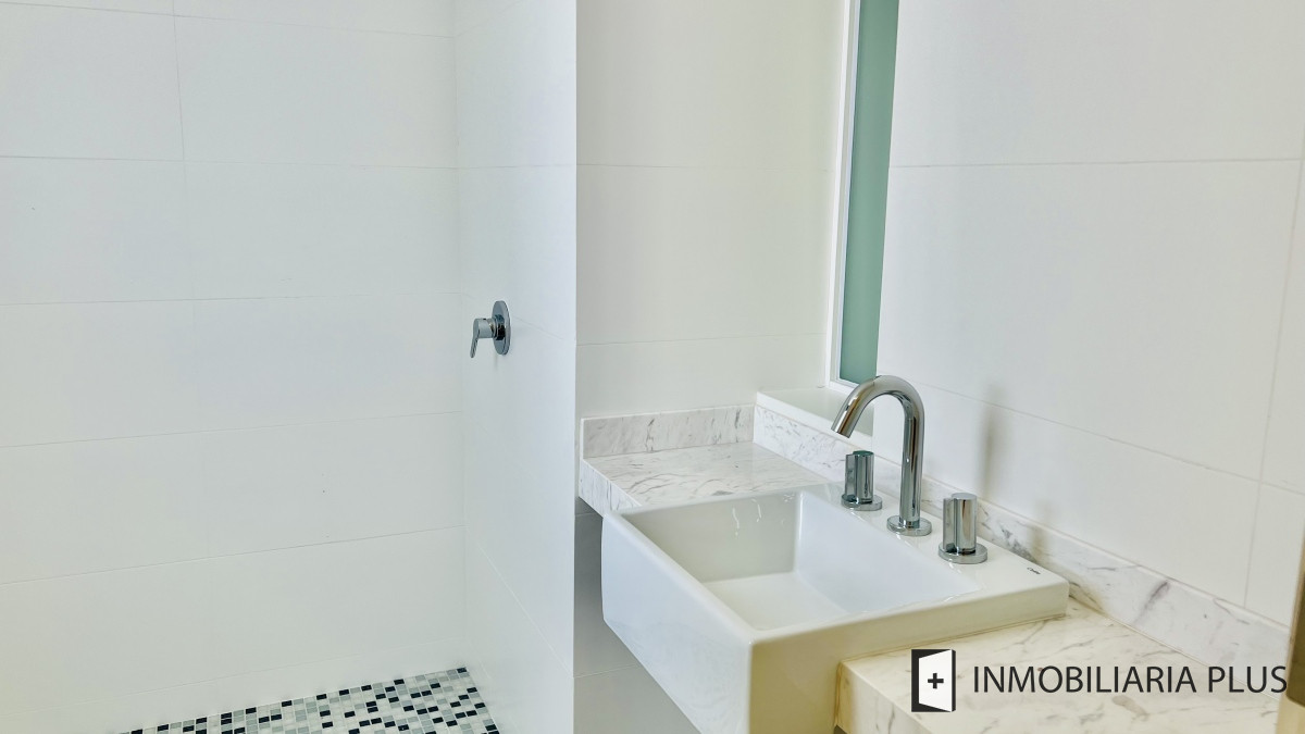 Apartamento ID.1373 - Venta de Apartamentos de 3 Dormitorios con 4 baños en Punta del Este con Piscinas, Cine, Spa, Barbacoas y más servicios