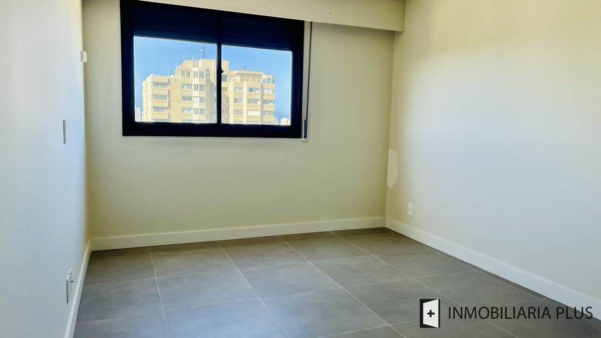 Apartamento ID.1373 - Venta de Apartamentos de 3 Dormitorios con 4 baños en Punta del Este con Piscinas, Cine, Spa, Barbacoas y más servicios