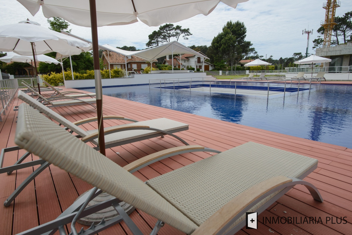 Apartamento ID.1373 - Venta de Apartamentos de 3 Dormitorios con 4 baños en Punta del Este con Piscinas, Cine, Spa, Barbacoas y más servicios