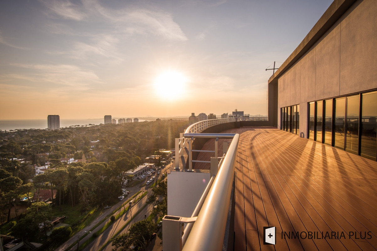Apartamento ID.1373 - Venta de Apartamentos de 3 Dormitorios con 4 baños en Punta del Este con Piscinas, Cine, Spa, Barbacoas y más servicios